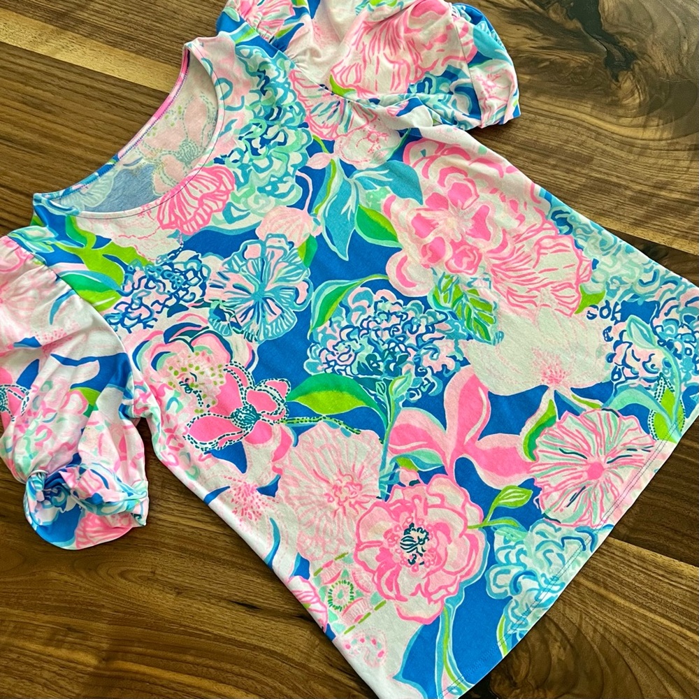 Super Cute Lilly Pulitzer T-Shirt, Size XS